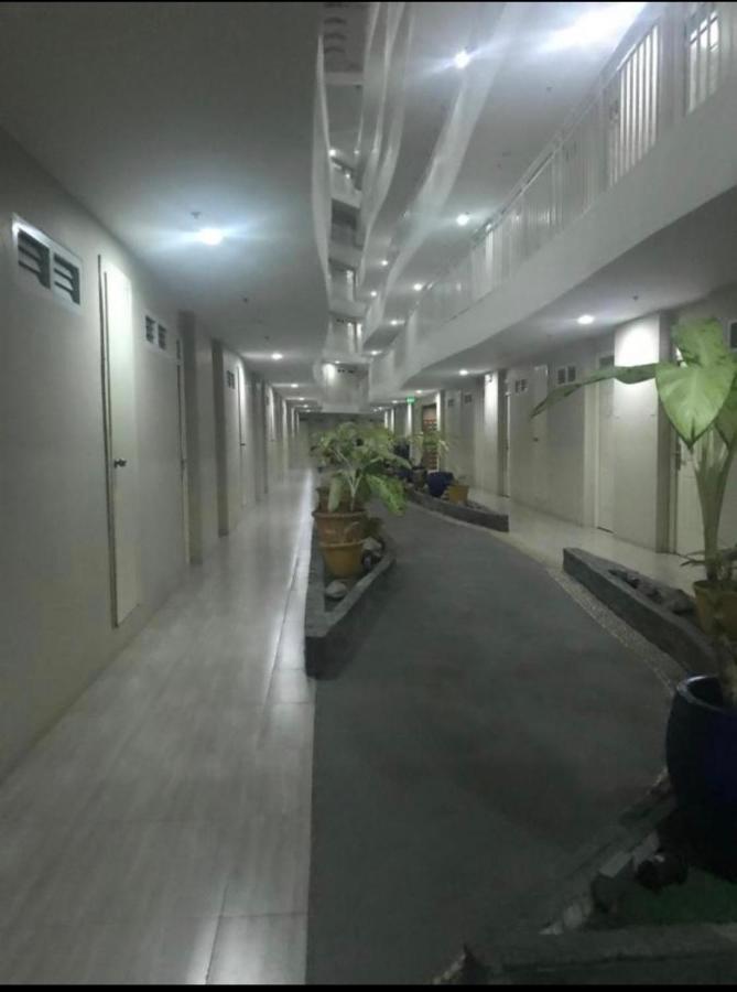 Seaview Amani Grand Resort Residences 3-5Mins From Airport Мактан Екстер'єр фото